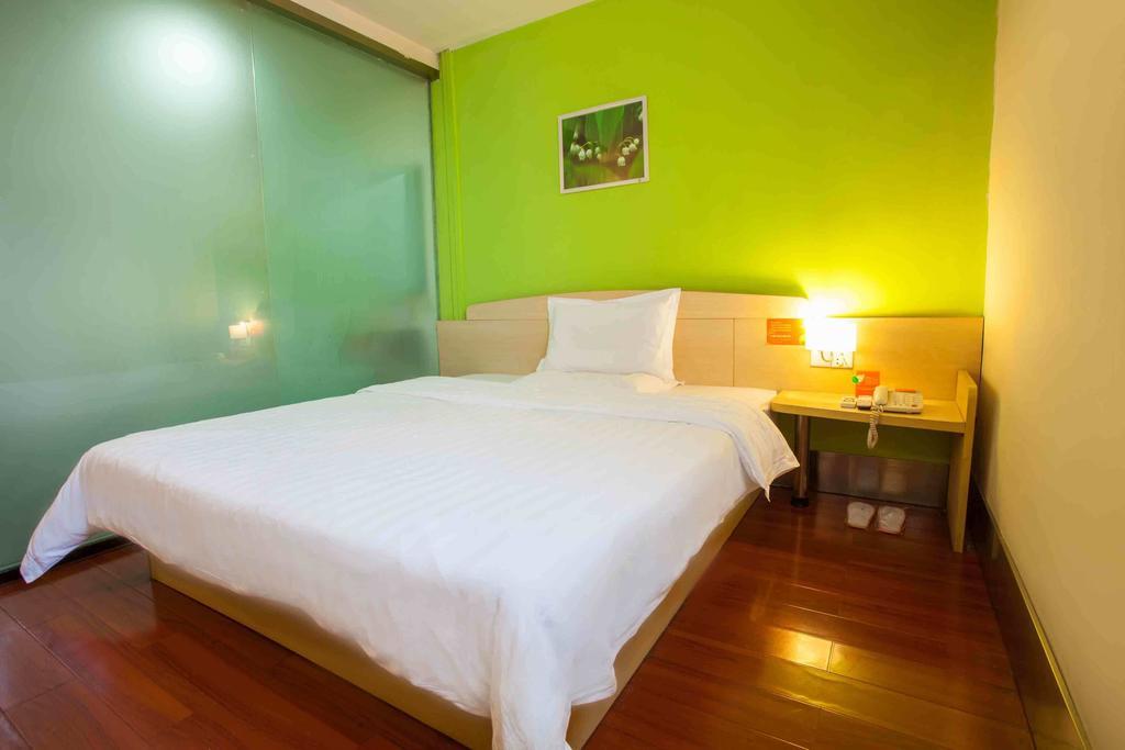 7Days Inn Foshan Coach Terminal Bagian luar foto